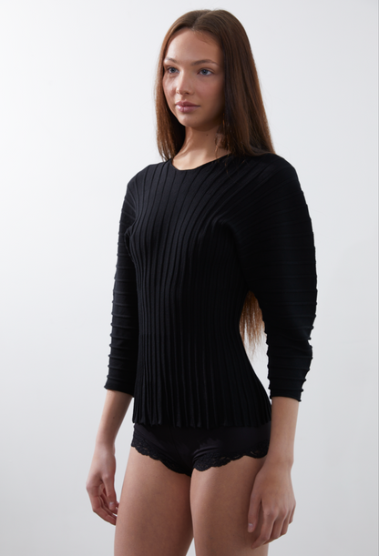 Hewal Pullover (Color Options)